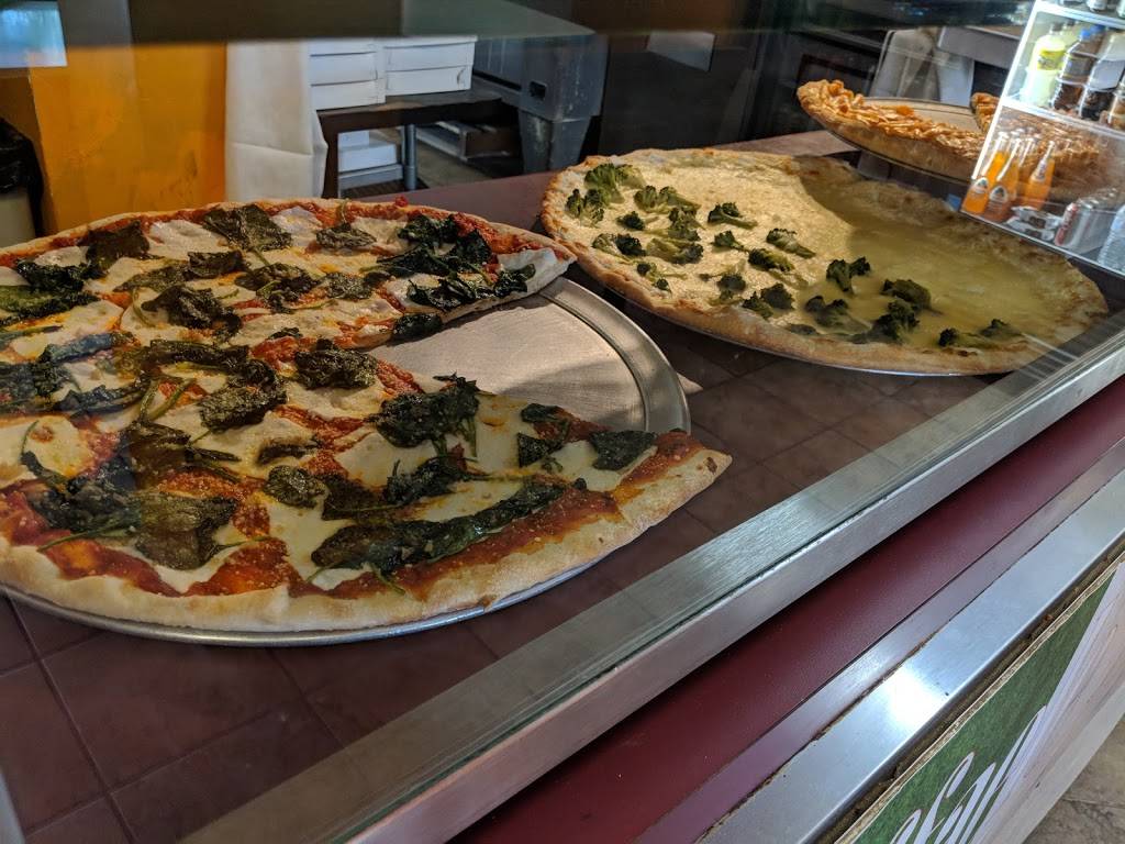 Raffaeles Pizzeria | restaurant | 89 E Central Ave, Pearl River, NY 10965, USA | 8452018490 OR +1 845-201-8490