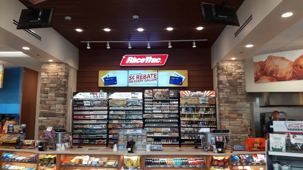 RaceTrac | bakery | 4000 Jenkins Pl, Sarasota, FL 34238, USA | 9419211688 OR +1 941-921-1688