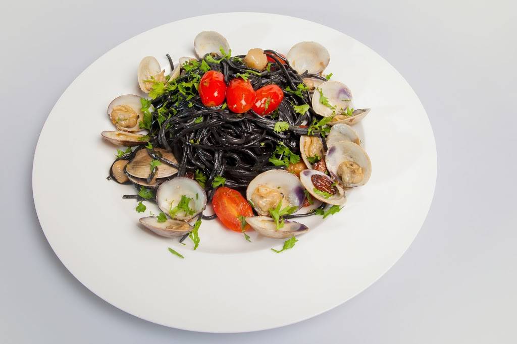 The Vineyard Resto | restaurant | 1745 Langstaff Rd, Concord, ON L4K 2H2, Canada | 9055977990 OR +1 905-597-7990