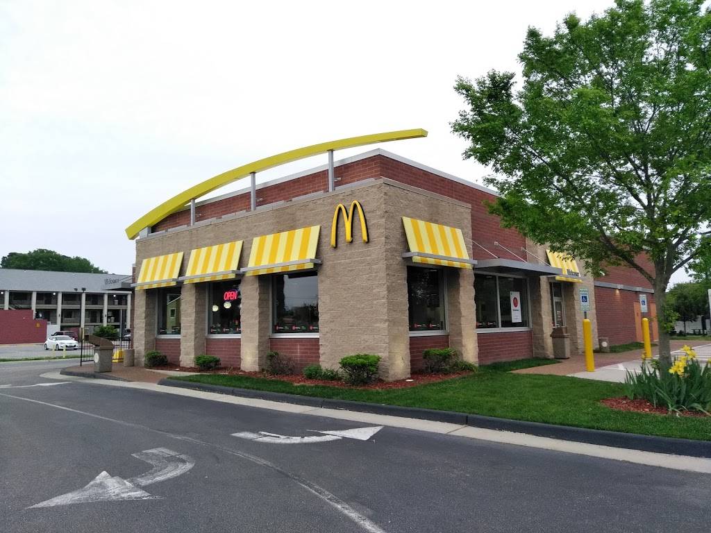 McDonalds | cafe | 5833 Northampton Blvd, Virginia Beach, VA 23455, USA | 7574600241 OR +1 757-460-0241