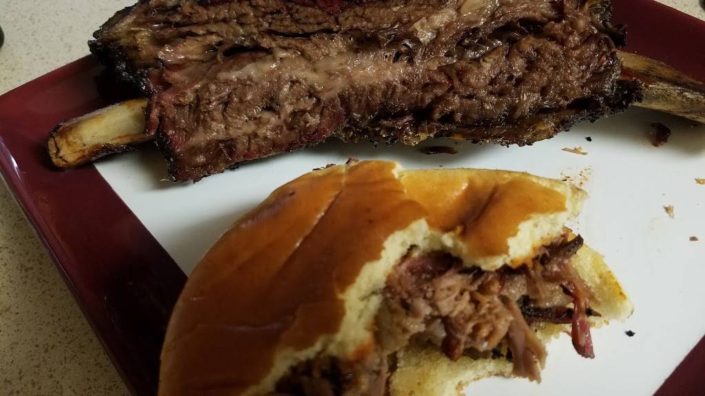 Erics Family Barbecue | restaurant | 12345 W Indian School Rd, Avondale, AZ 85392, USA | 6232480148 OR +1 623-248-0148