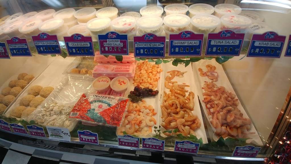 Chestnut Street Seafood | restaurant | 427 Chestnut St, Emmaus, PA 18049, USA | 6109654104 OR +1 610-965-4104