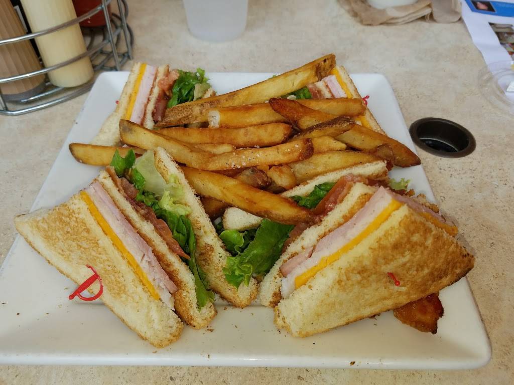 Banana Jacks | restaurant | 2700 Sand Mine Rd, Davenport, FL 33897, USA | 8557051157 OR +1 855-705-1157