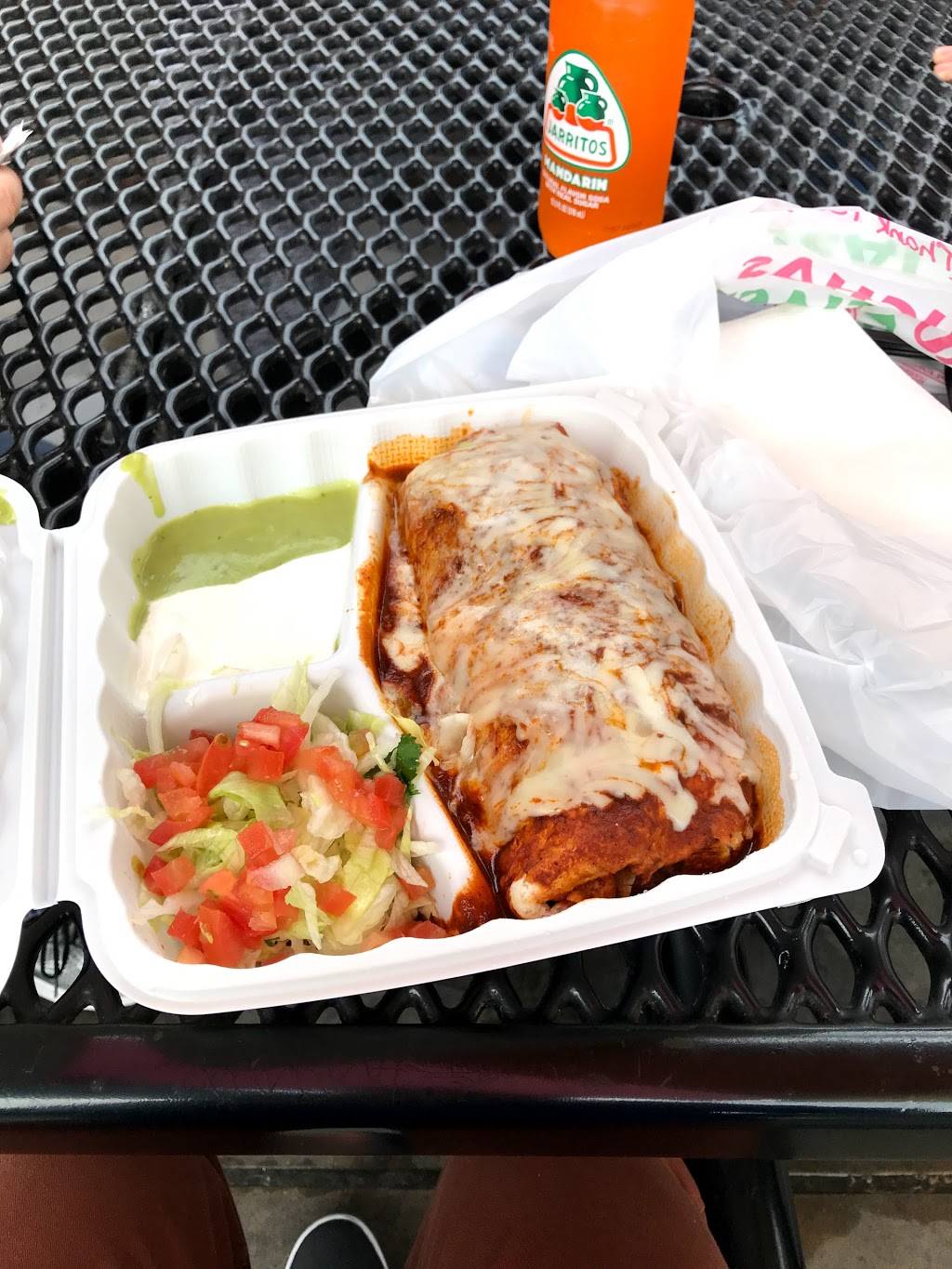 El Jalapeno Rojo | restaurant | 400 W San Carlos St, San Jose, CA 95126, USA | 4082756299 OR +1 408-275-6299