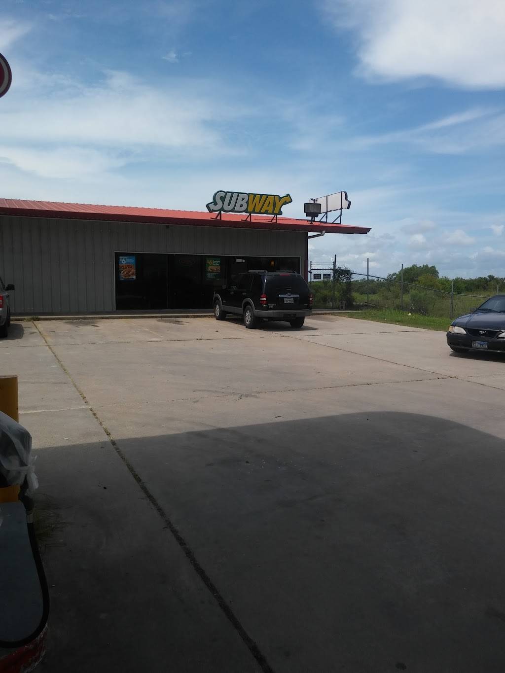 Subway Restaurants | restaurant | 8150 FM 2917, Alvin, TX 77511, USA | 2815812177 OR +1 281-581-2177
