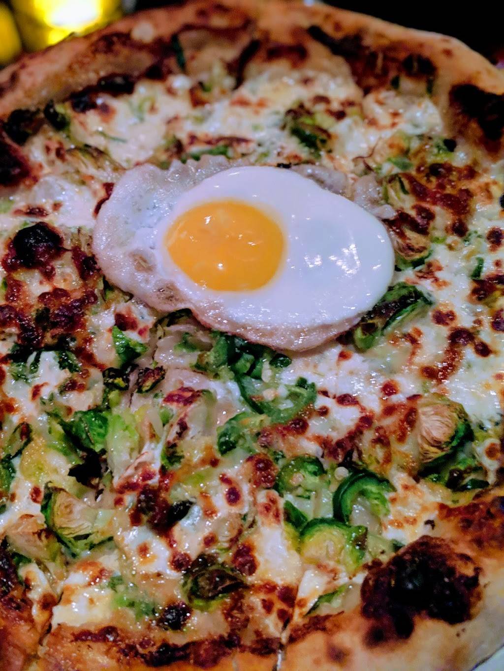 Lillys | restaurant | 169 Mamaroneck Ave, White Plains, NY 10601, USA | 9149975600 OR +1 914-997-5600