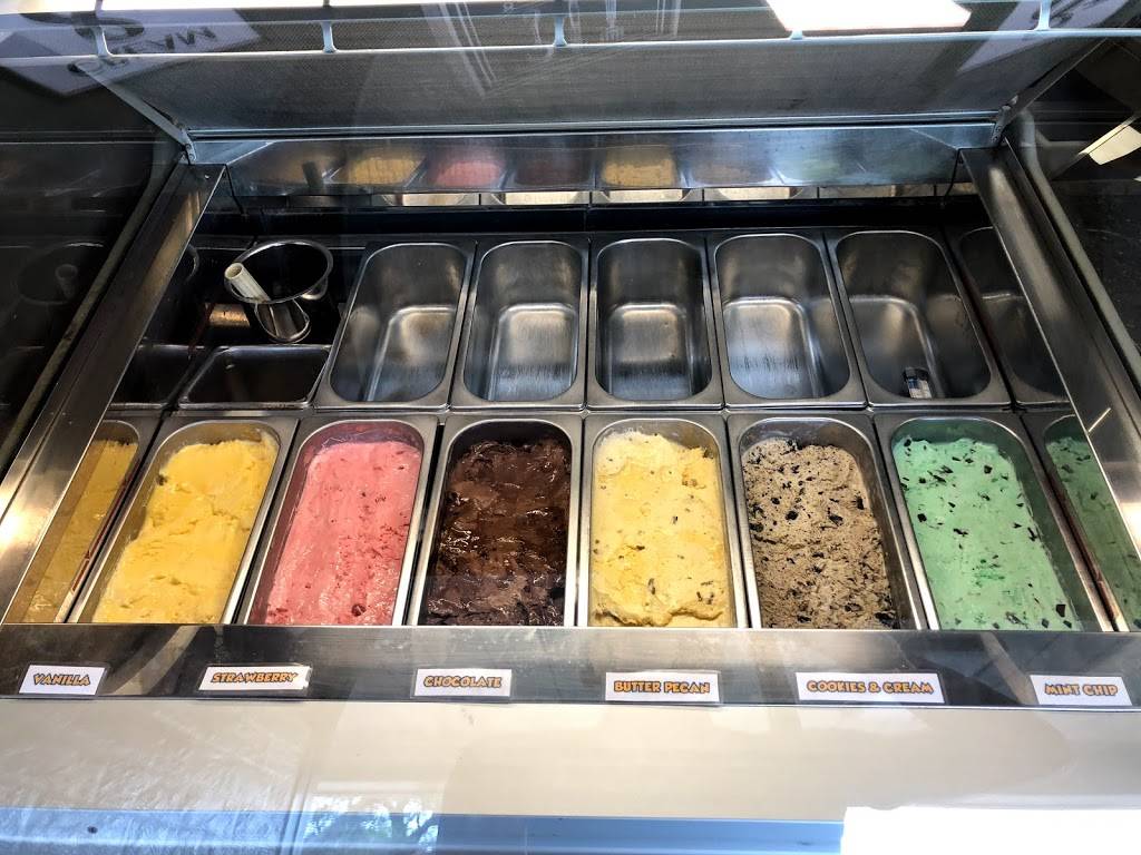 Wing Fling | restaurant | 48 Springstowne Center, Vallejo, CA 94591, USA | 7075549464 OR +1 707-554-9464