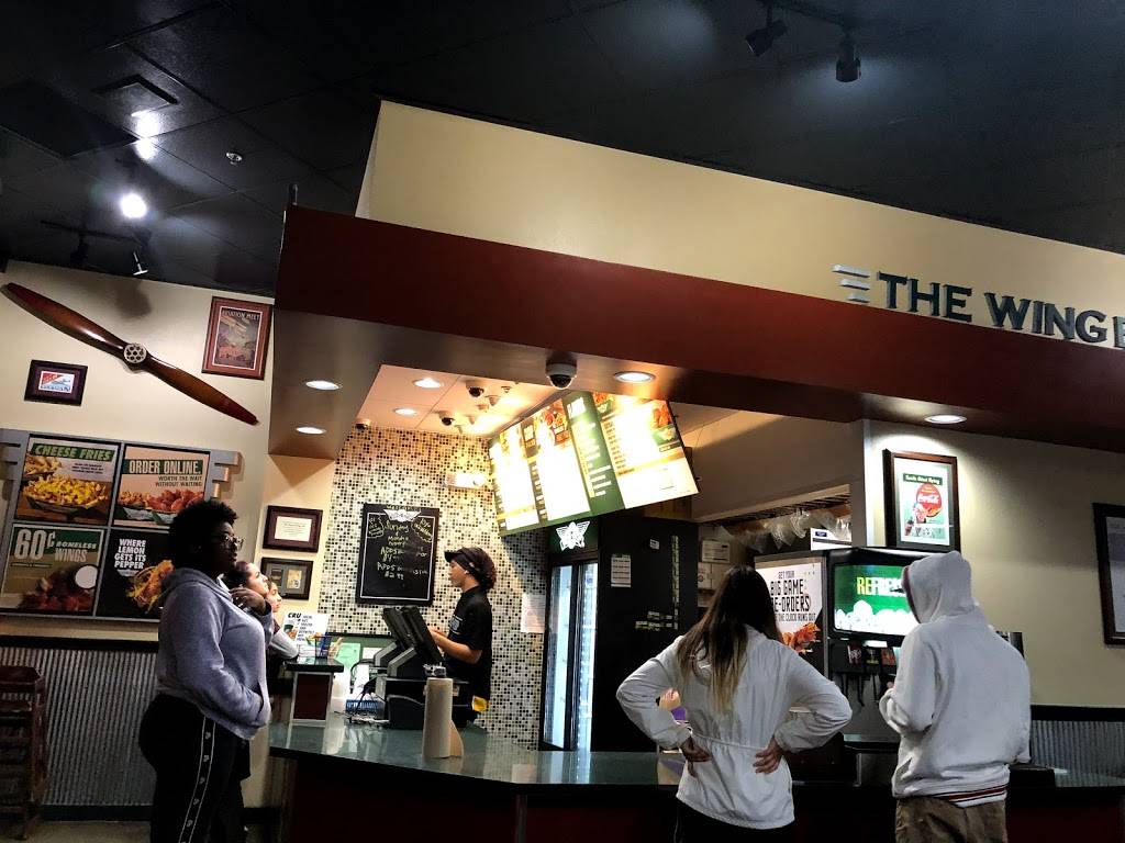 Wingstop | restaurant | 510 Hacienda Dr Ste 113, Vista, CA 92081, USA | 7604149464 OR +1 760-414-9464