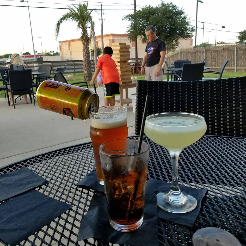 Aero Crafters | night club | 309 E Crestwood Dr, Victoria, TX 77904, USA | 3615734388 OR +1 361-573-4388