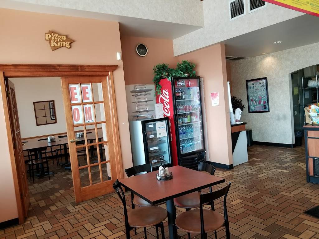 Pizza King | restaurant | 800 E Wisconsin Ave, Appleton, WI 54911, USA | 9207316577 OR +1 920-731-6577