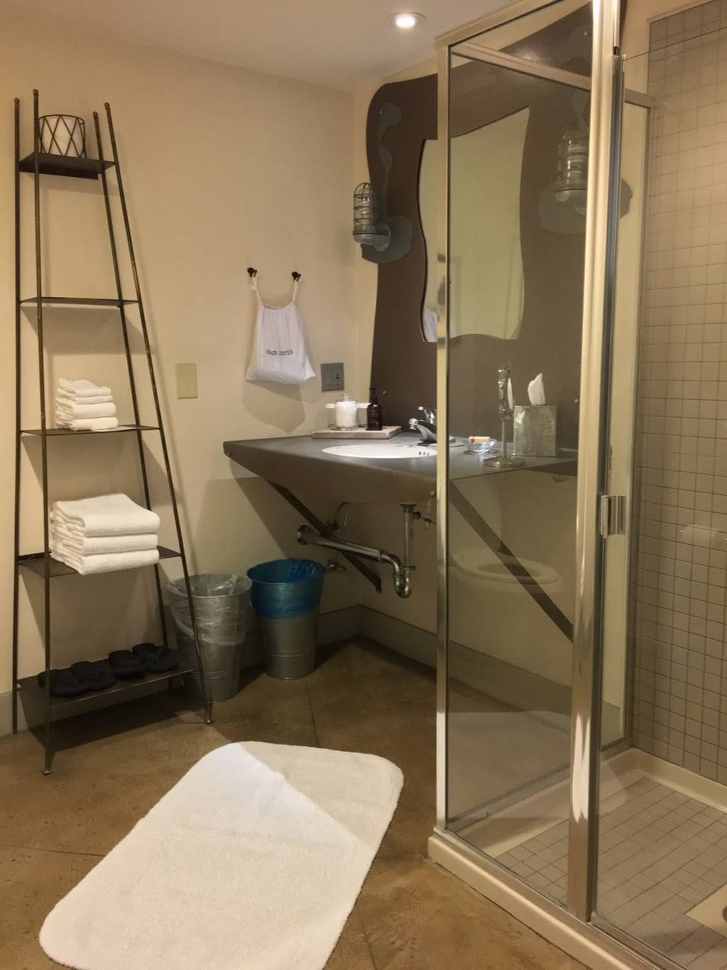 PlumpJack Squaw Valley Inn | restaurant | 1920 Squaw Valley Inn, Olympic Valley, CA 96146, USA | 5305831576 OR +1 530-583-1576