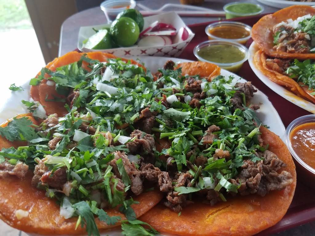 Tacos Y Birria El Guerro | restaurant | 2330 W Edinger Ave, Santa Ana, CA 92704, USA | 7142418226 OR +1 714-241-8226