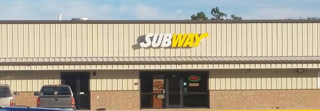 Subway | restaurant | 2800 26th St #200, Port Arthur, TX 77640, USA | 4095484744 OR +1 409-548-4744