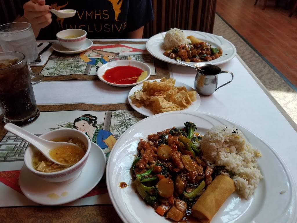 Chins Gourmet | restaurant | 27464 Jefferson Ave, Temecula, CA 92590, USA | 9516953888 OR +1 951-695-3888