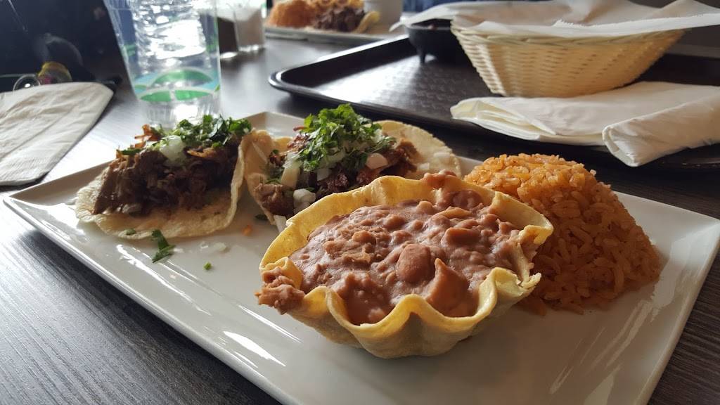 Habanero Mexican Grill | restaurant | 2024 E Avenida De Los Arboles D, Thousand Oaks, CA 91362, USA | 8052411895 OR +1 805-241-1895