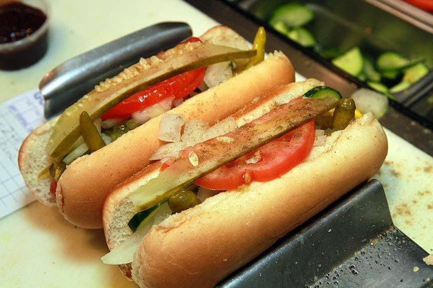 Corkys Dogg House | restaurant | 12421 Wicker Ave, Cedar Lake, IN 46303, USA | 2193749332 OR +1 219-374-9332