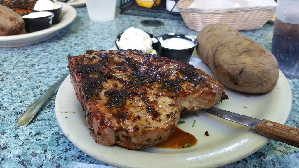 Tuckers Place | restaurant | 14282 Manchester Rd, Manchester, MO 63011, USA | 6362278062 OR +1 636-227-8062