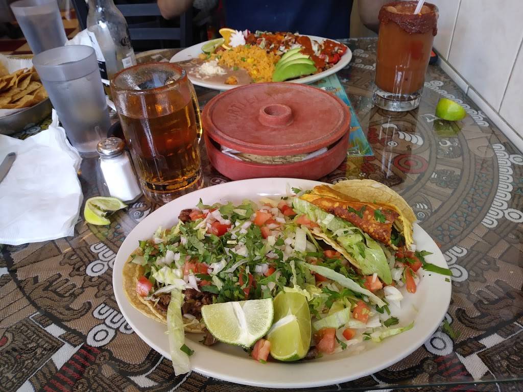 El Palmar | restaurant | 1008 W Irving Park Rd, Chicago, IL 60613, USA | 7734045969 OR +1 773-404-5969