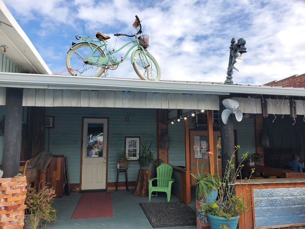 Sand Dollar Cafe | restaurant | 301 Monument Ave, Port St Joe, FL 32456, USA | 8502274865 OR +1 850-227-4865
