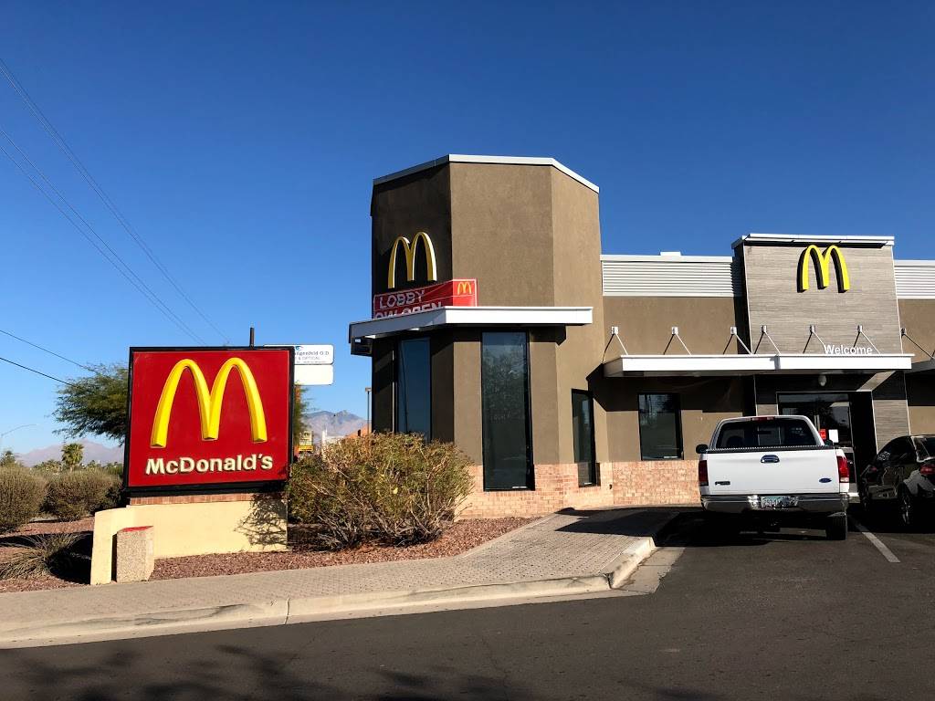McDonalds | cafe | 2525 S Craycroft Rd, Tucson, AZ 85711, USA | 5207477670 OR +1 520-747-7670