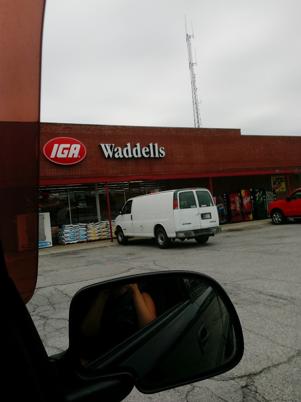 Waddell Brothers Grocery | cafe | 125 E Main St, Russiaville, IN 46979, USA | 7658835388 OR +1 765-883-5388