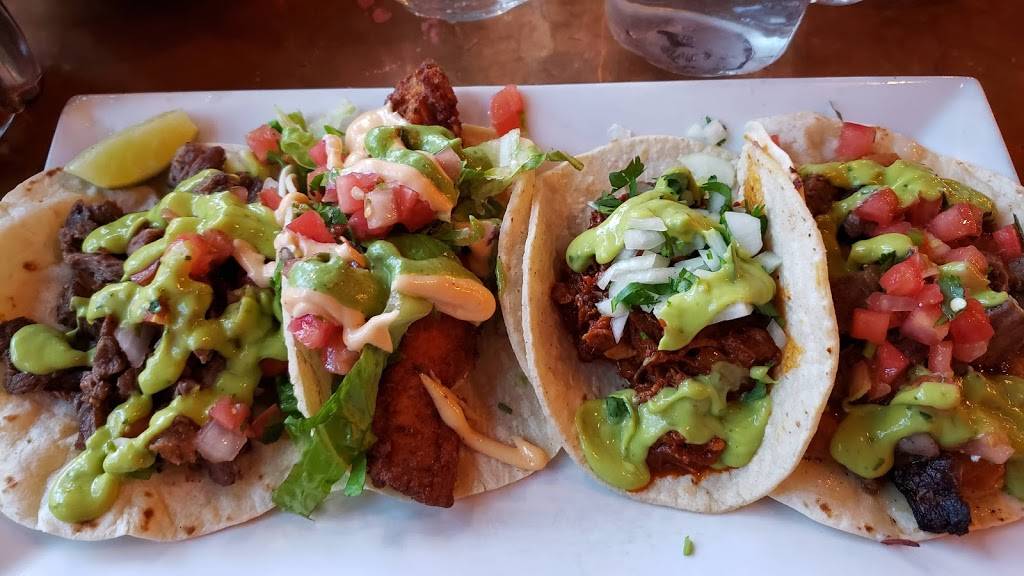 El Centro | restaurant | 236 Washington St, Brookline, MA 02445, USA | 6172324200 OR +1 617-232-4200