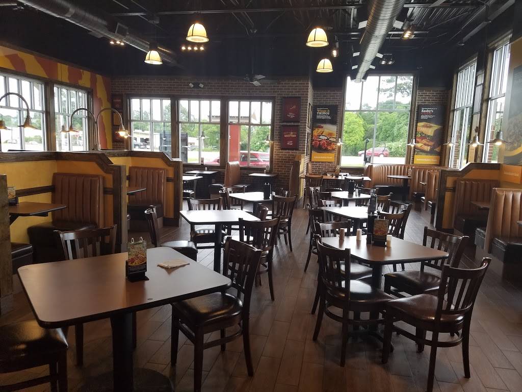 Zaxbys Chicken Fingers & Buffalo Wings | restaurant | 34071 LA-16, Denham Springs, LA 70706, USA | 2256672717 OR +1 225-667-2717