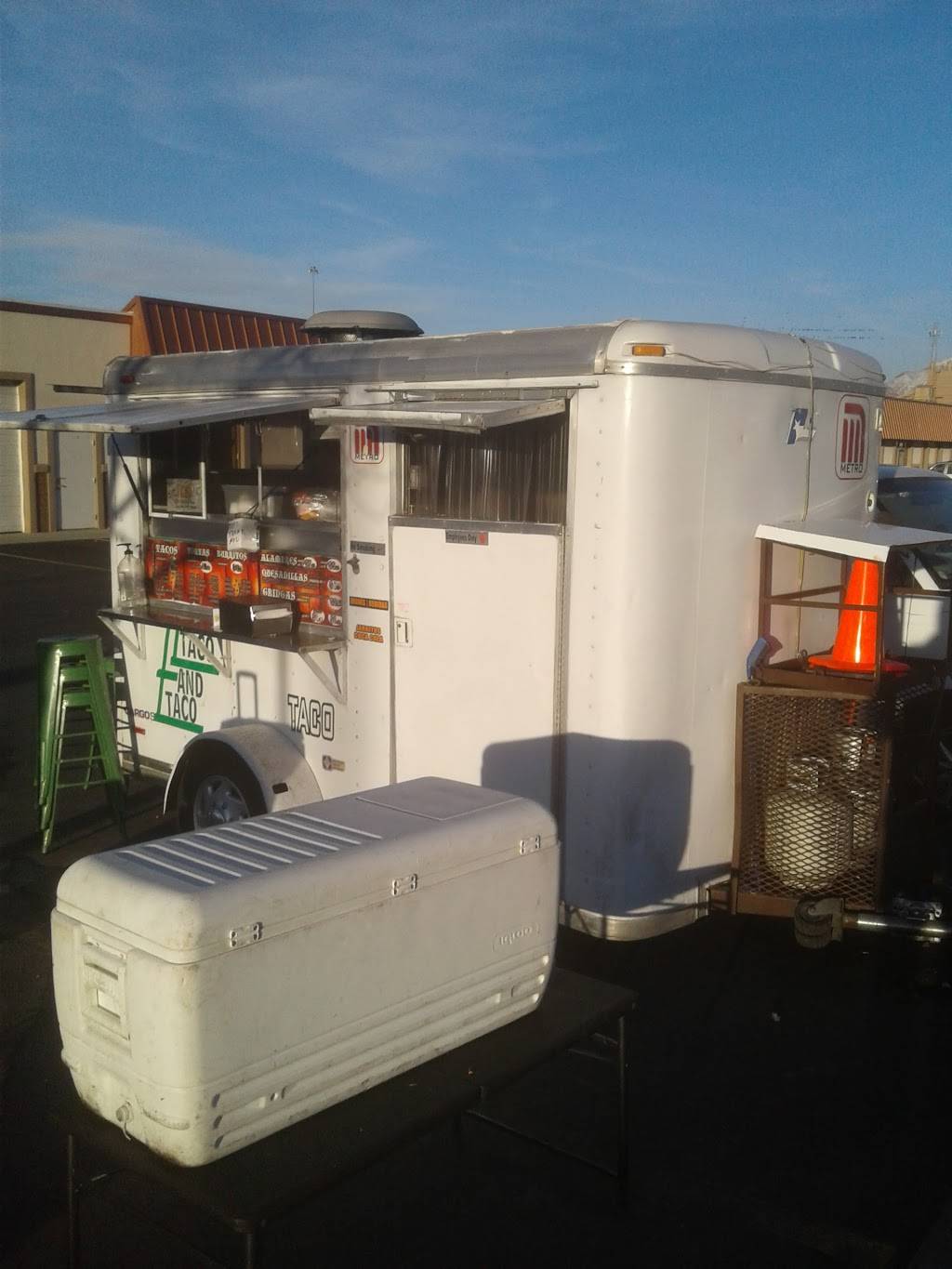 El Taco And Taco LLC (Taco Stand) | restaurant | 3855 S 500 W, South Salt Lake, UT 84115, USA | 8015609453 OR +1 801-560-9453