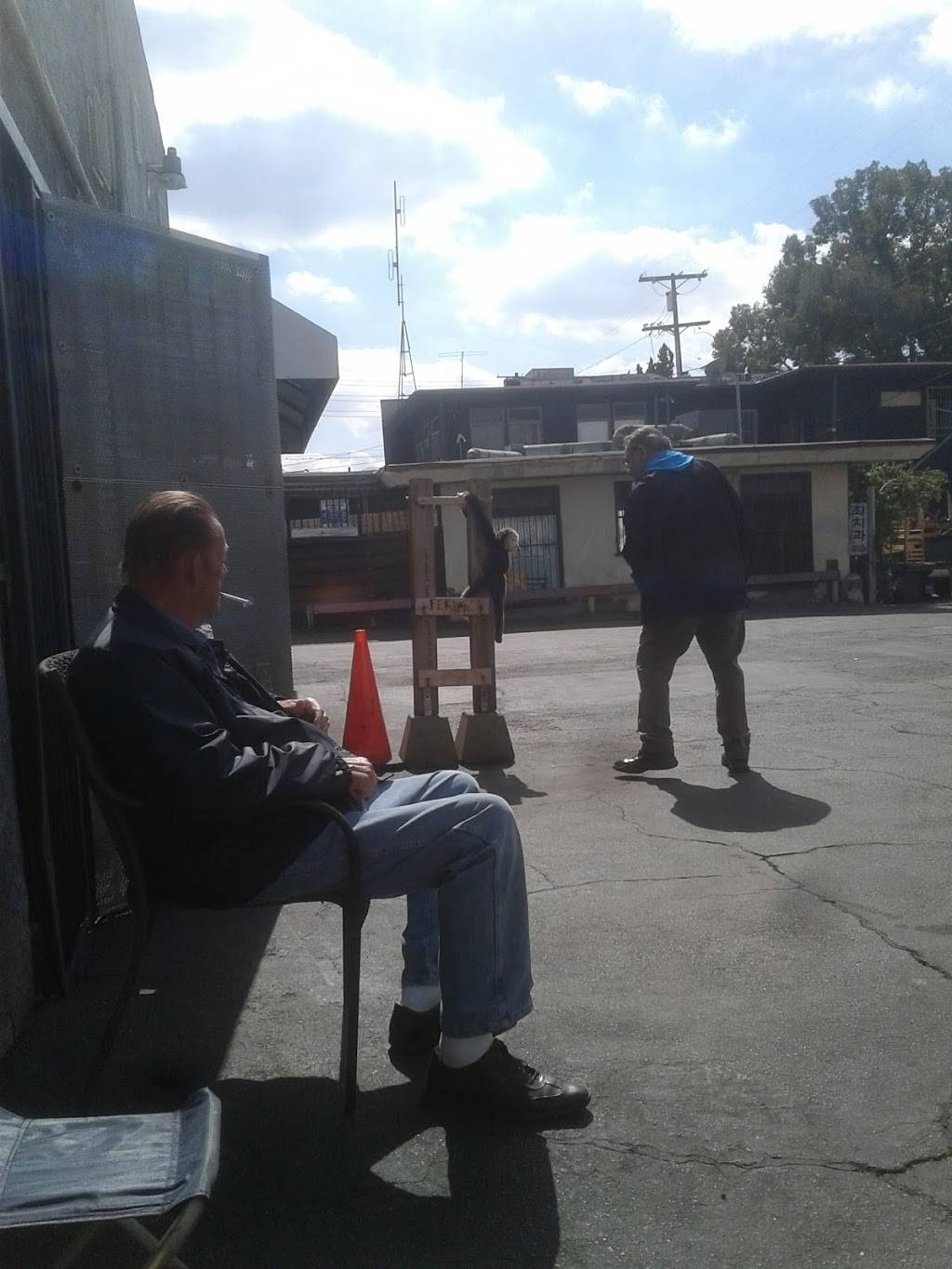 Lotus Lounge | restaurant | 1135 N Vermont Ave, Los Angeles, CA 90029, USA | 3236648554 OR +1 323-664-8554