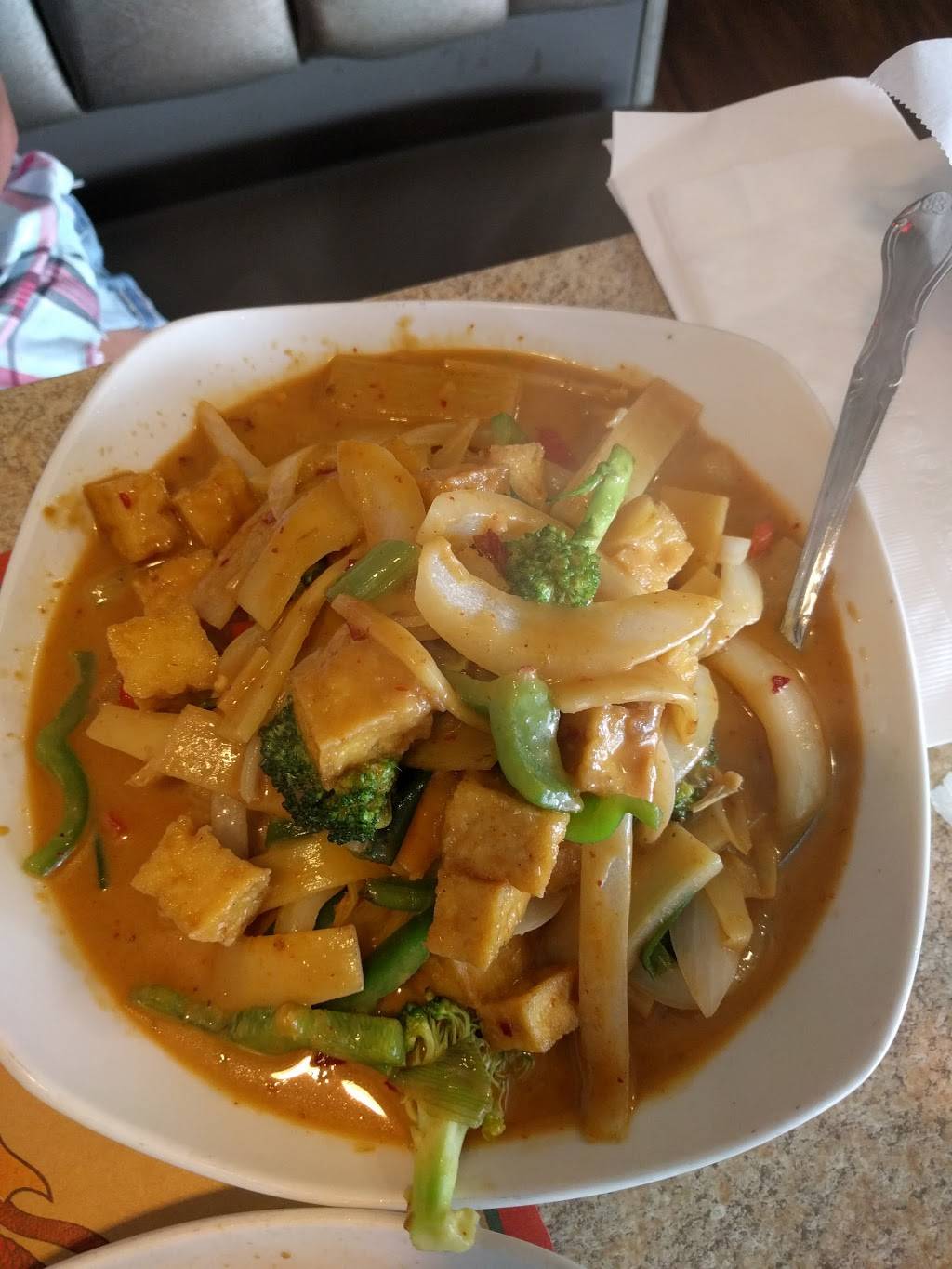 Siam Spicy4 | restaurant | 37140 6 Mile Srv Rd, Livonia, MI 48152, USA | 7349532761 OR +1 734-953-2761