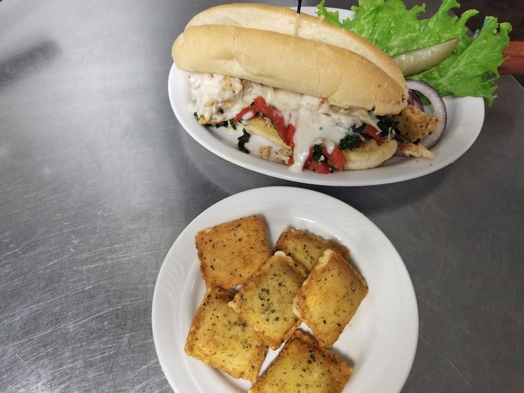 Oarhouse | restaurant | 305 Schuyler St, Oquawka, IL 61469, USA | 3098676277 OR +1 309-867-6277