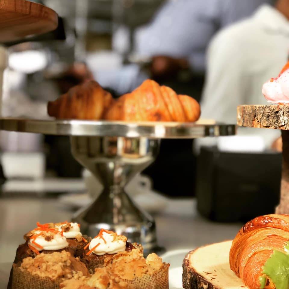 Ubuntu Café | restaurant | 335 Nieto Ave, Long Beach, CA 90814, USA | 5624982021 OR +1 562-498-2021