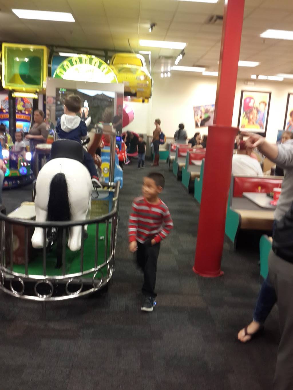 Chuck E. Cheeses | restaurant | 5075 Fairmont Pkwy, Pasadena, TX 77505, USA | 2814872765 OR +1 281-487-2765