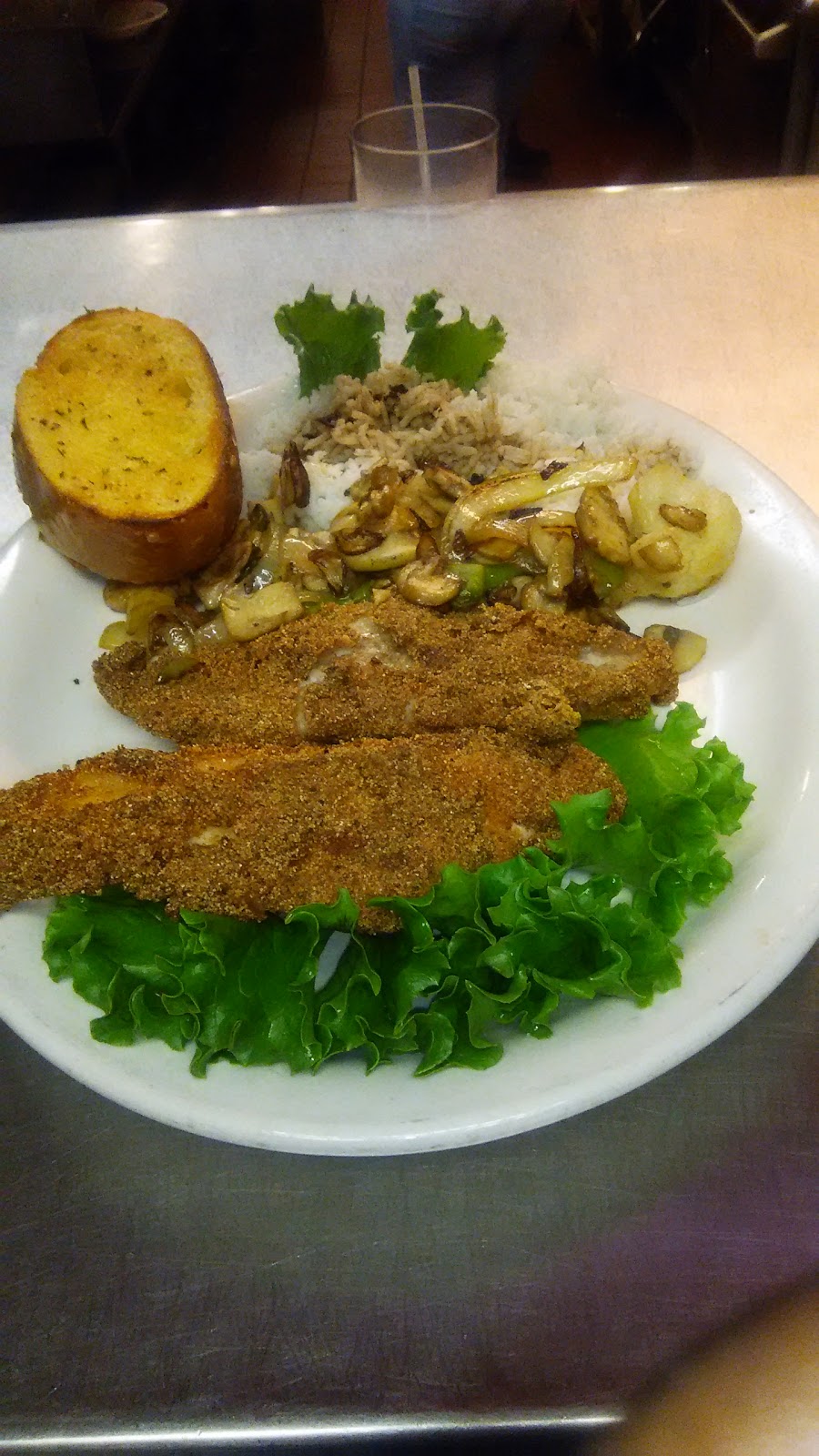 Restaurant On the Corner | restaurant | 3582 AR-112, Fayetteville, AR 72704, USA | 4795212675 OR +1 479-521-2675