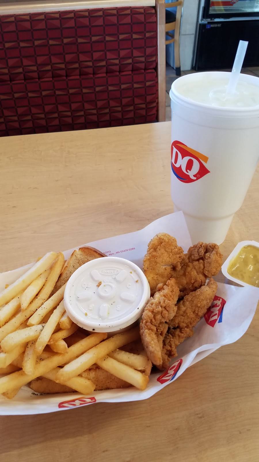 Dairy Queen Grill & Chill | restaurant | 118 N Dixie Hwy, Muldraugh, KY 40155, USA | 5029426585 OR +1 502-942-6585