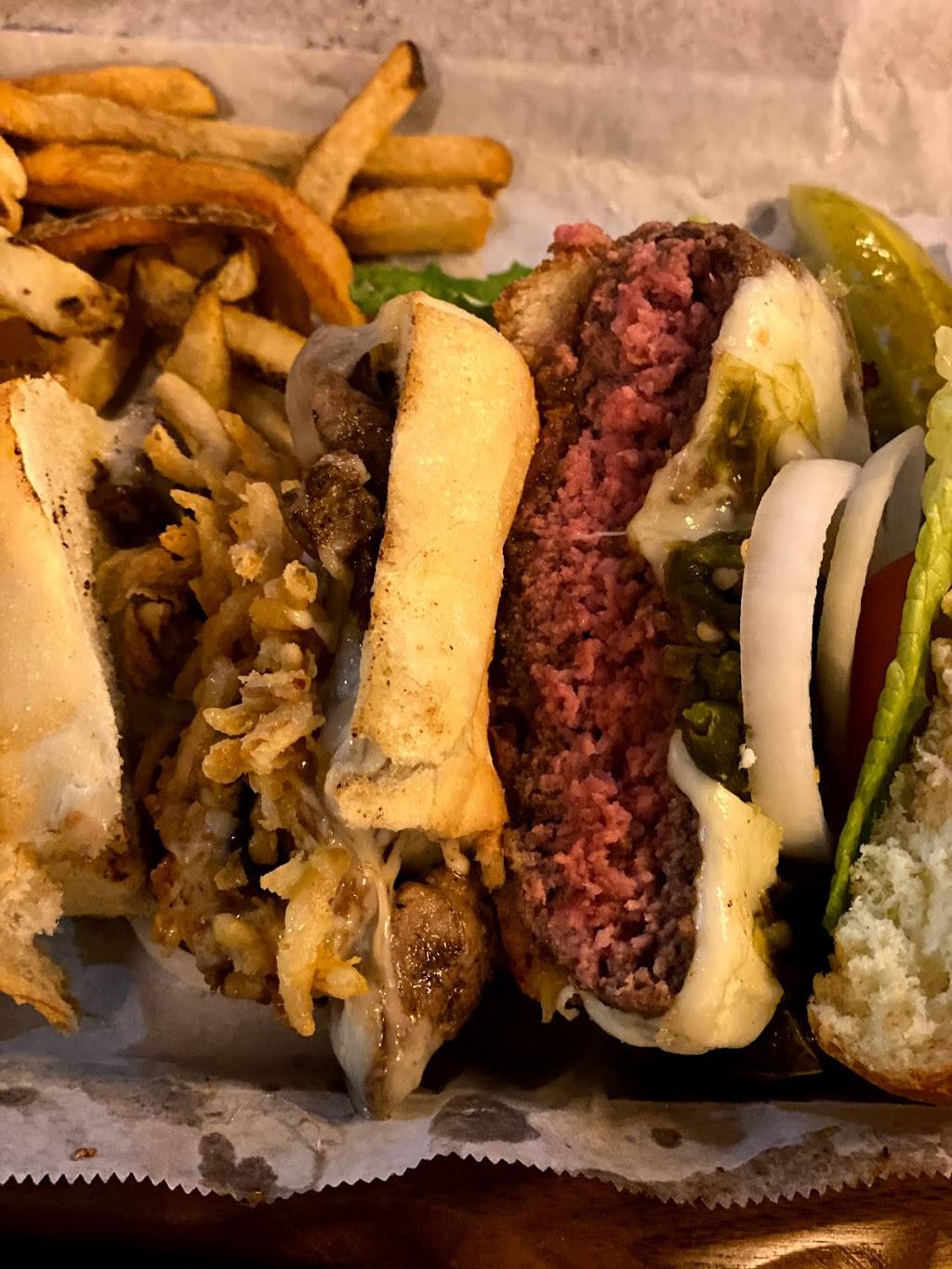 Burnt Barrel Social | restaurant | 508 Center Pkwy suite a, Yorkville, IL 60560, USA | 6308829116 OR +1 630-882-9116