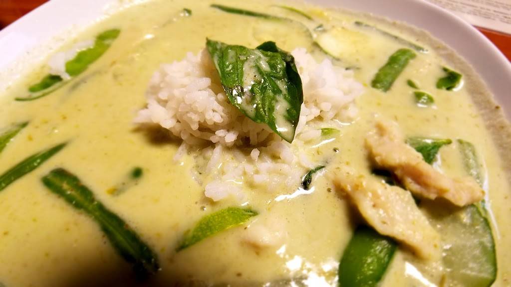 Noom Thai Bistro | restaurant | 8642 Baymeadows Rd, Jacksonville, FL 32256, USA | 9045008424 OR +1 904-500-8424