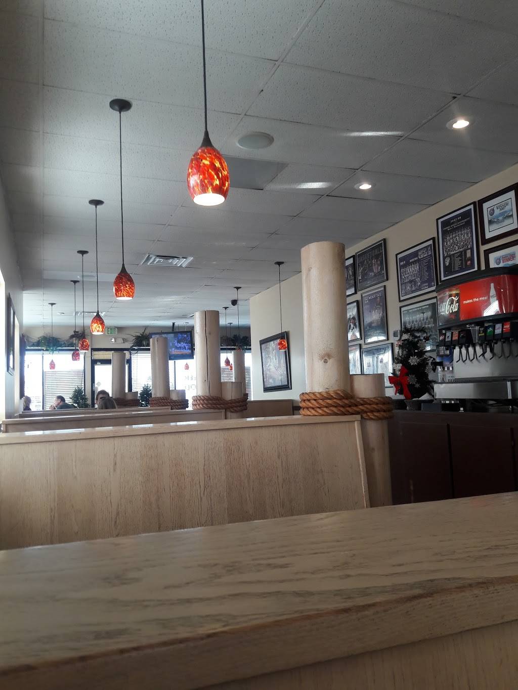 University Broiler & Grill | restaurant | 4342 Harrison Blvd, Ogden, UT 84403, USA | 8013922525 OR +1 801-392-2525