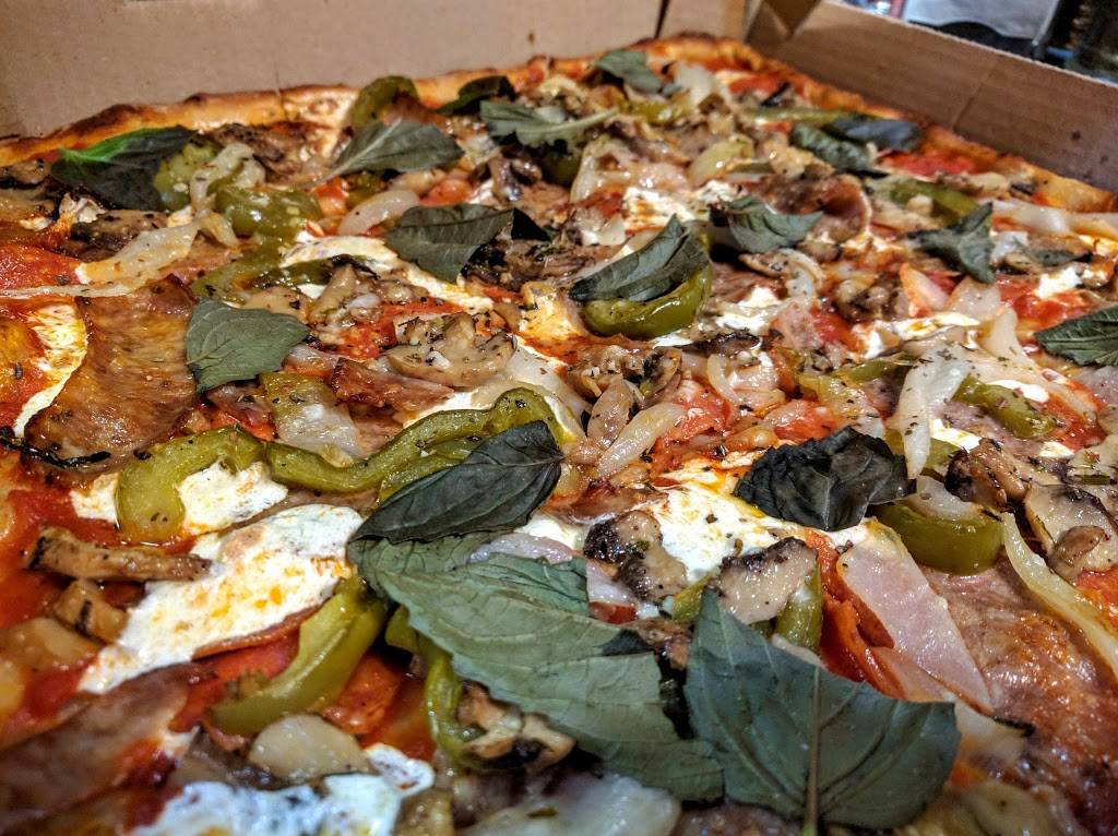 Ippolitos Cucina Italiana and Pizzeria | restaurant | 700 NJ-70, Lakewood, NJ 08701, USA | 7323630103 OR +1 732-363-0103