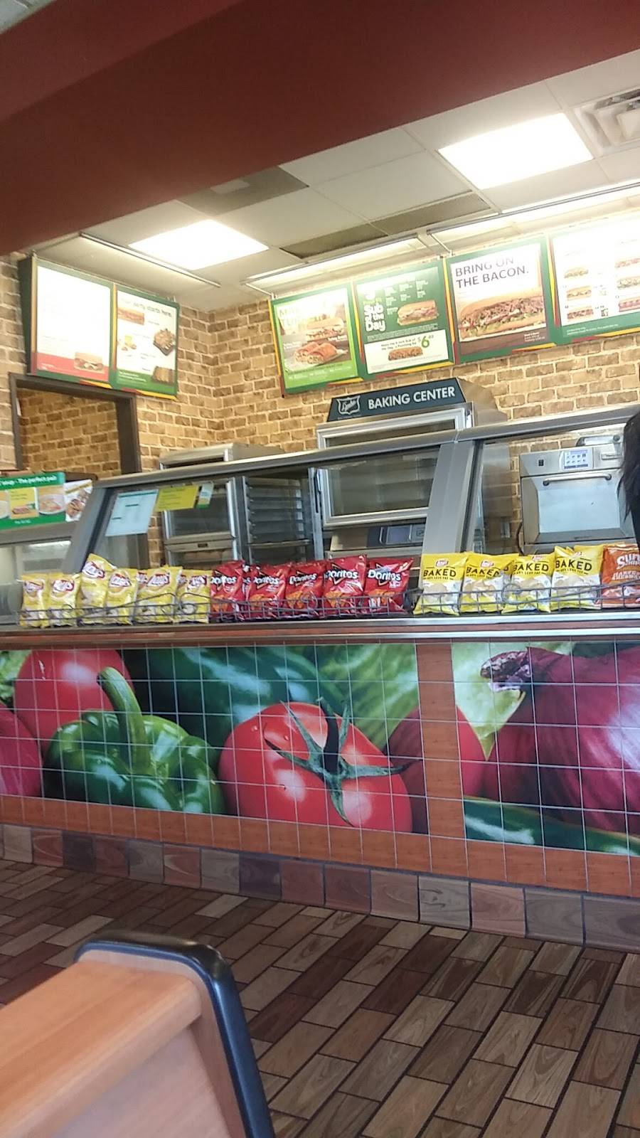 Subway | meal takeaway | 7865 E Broadway Blvd Suite 105, Tucson, AZ 85710, USA | 5202981188 OR +1 520-298-1188