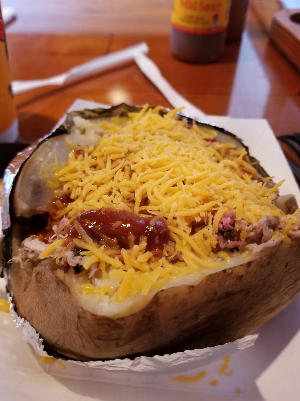 Buddys Bar-B-Q | restaurant | 2271 W Andrew Johnson Hwy, Morristown, TN 37814, USA | 4235875058 OR +1 423-587-5058