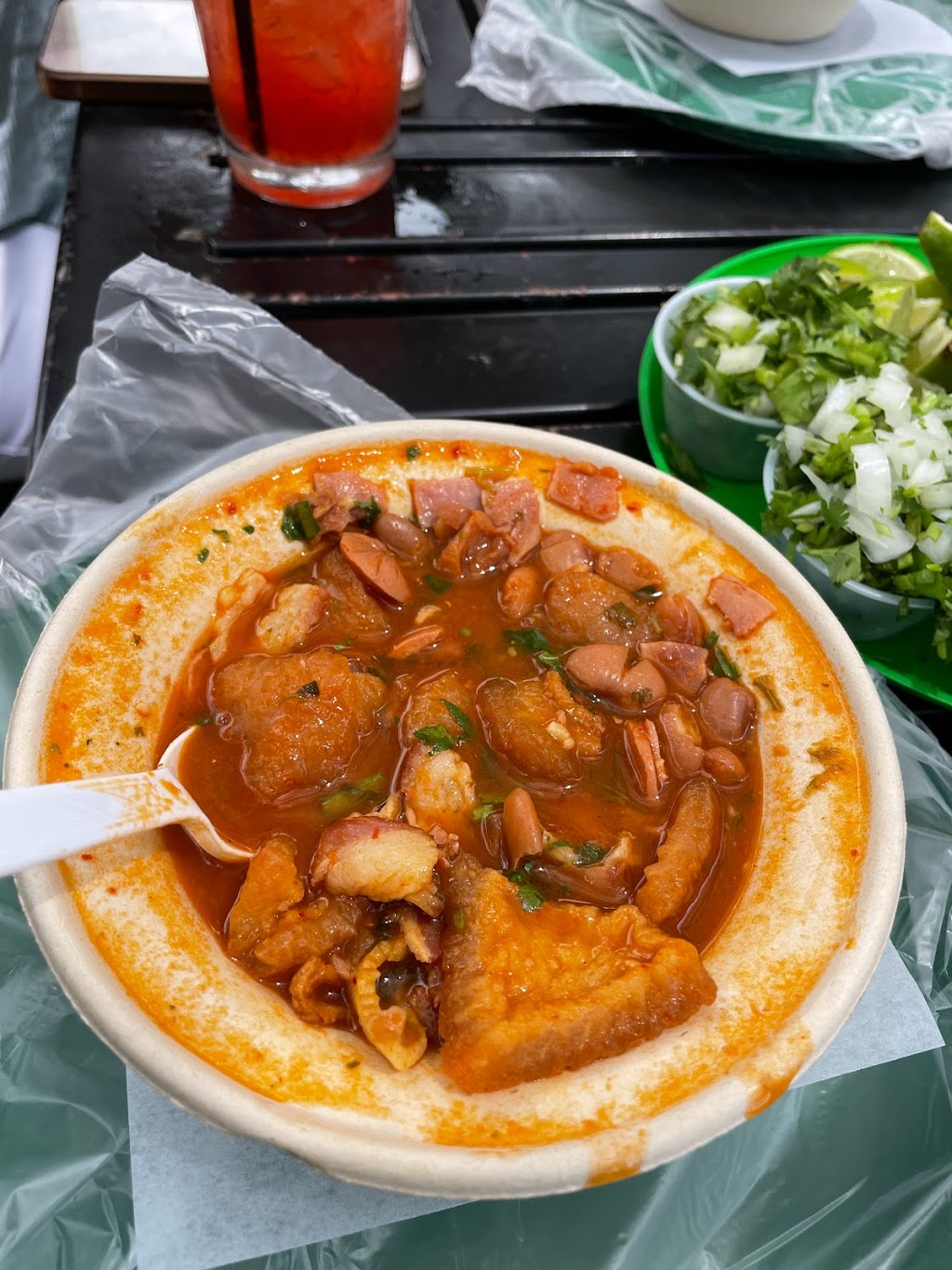 La Taqueria Tradicional | restaurant | 1050 Sunland Park Dr Suite A-700, El Paso, TX 79922, USA | 9153002555 OR +1 915-300-2555