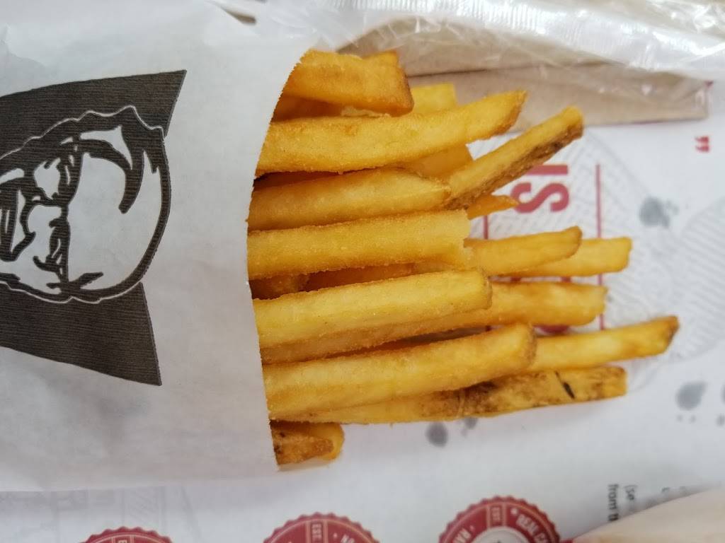 KFC | meal delivery | 1 Eglinton Square #151, Scarborough, ON M1L 2K1, Canada | 4167590685 OR +1 416-759-0685