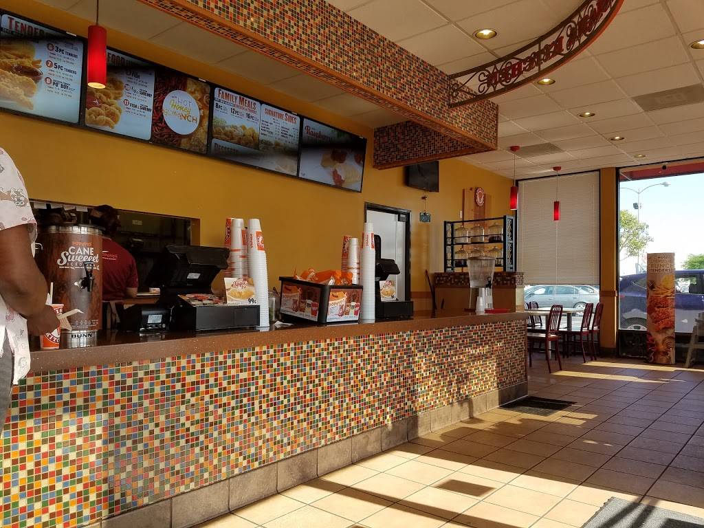 Popeyes Louisiana Kitchen | restaurant | 14312 Prairie Ave, Hawthorne, CA 90250, USA | 3106445833 OR +1 310-644-5833