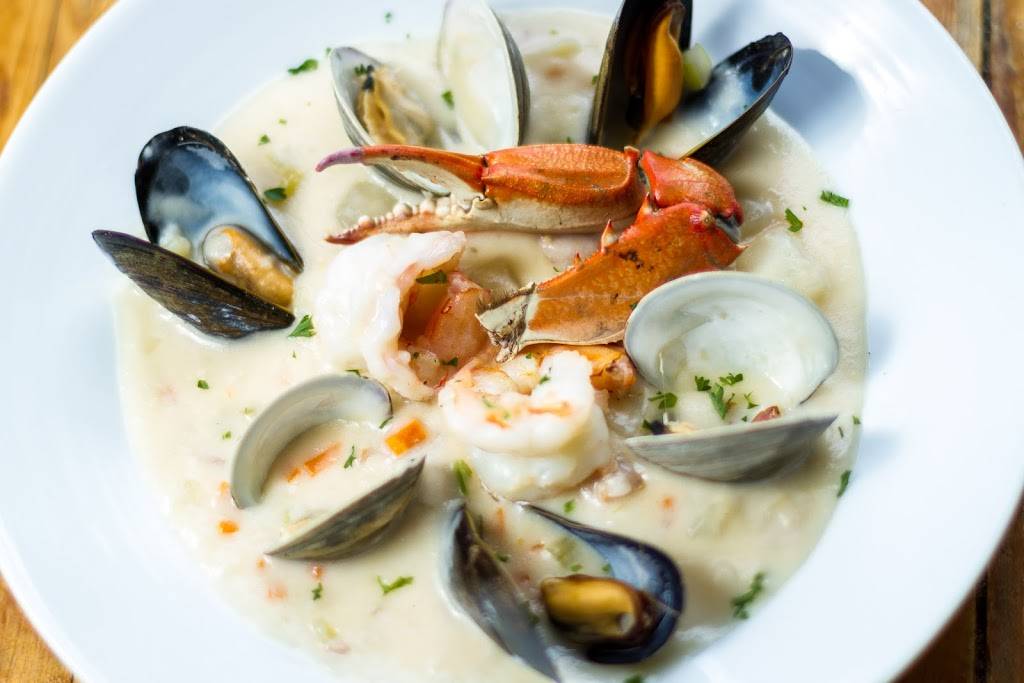 Riptide By The Bay | restaurant | 1718 Thames St, Baltimore, MD 21231, USA | 4434385943 OR +1 443-438-5943