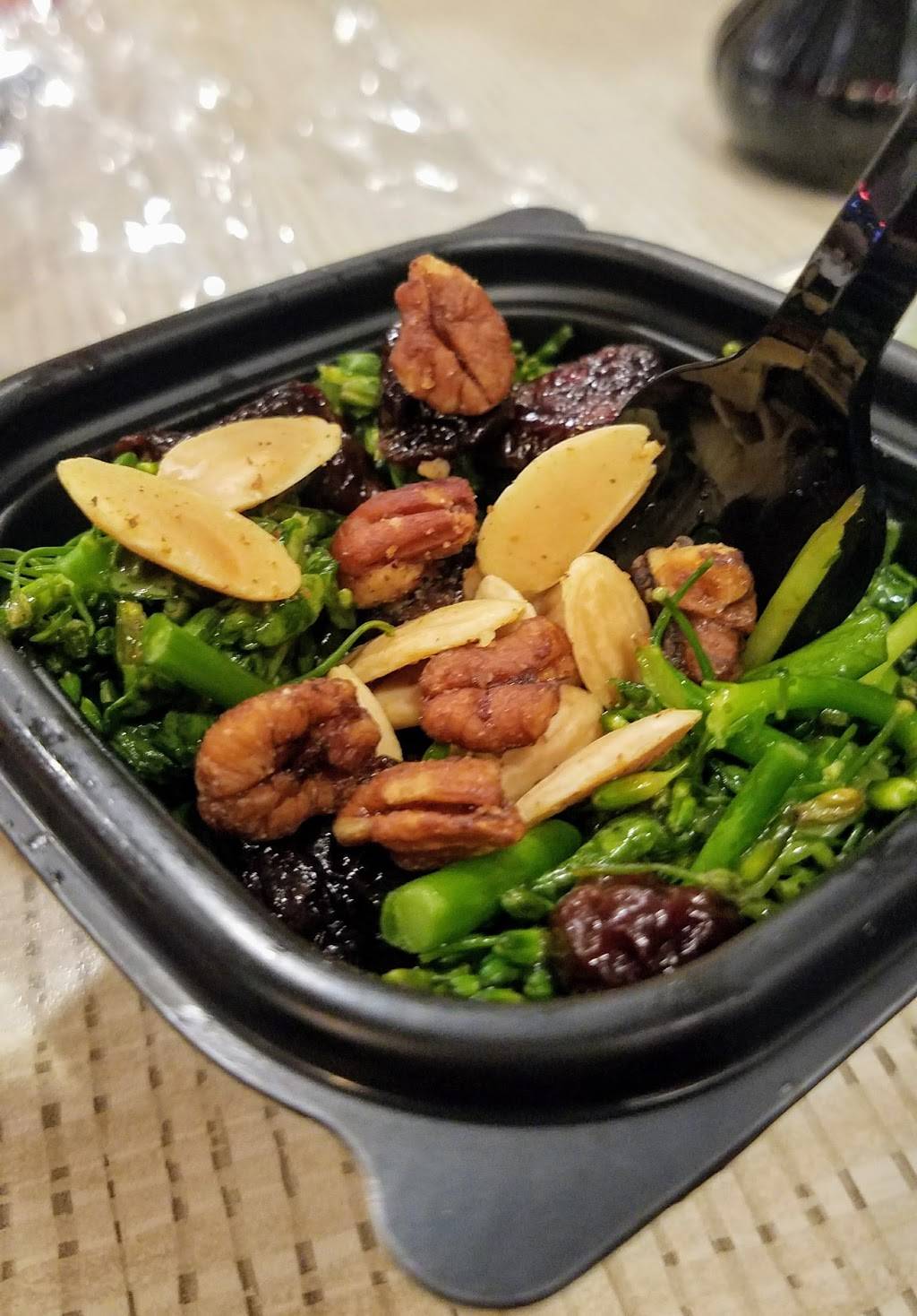 Chick-fil-A | restaurant | 7201 W Cermak Rd, North Riverside, IL 60546, USA | 7084427006 OR +1 708-442-7006