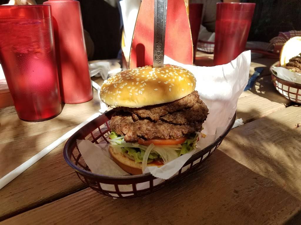 Burger Barn | restaurant | 6404 Pony Express Trail, Pollock Pines, CA 95726, USA | 5303447167 OR +1 530-344-7167