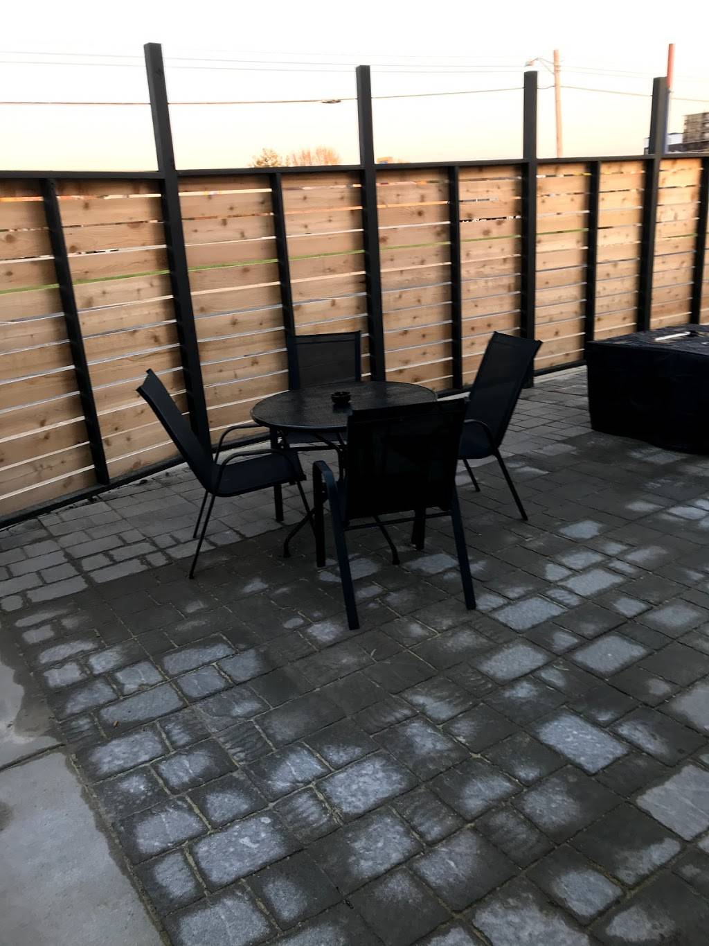 The Rabbits Foot Bar & Grill | restaurant | 1244 N 7th St, Rochelle, IL 61068, USA | 8155616541 OR +1 815-561-6541