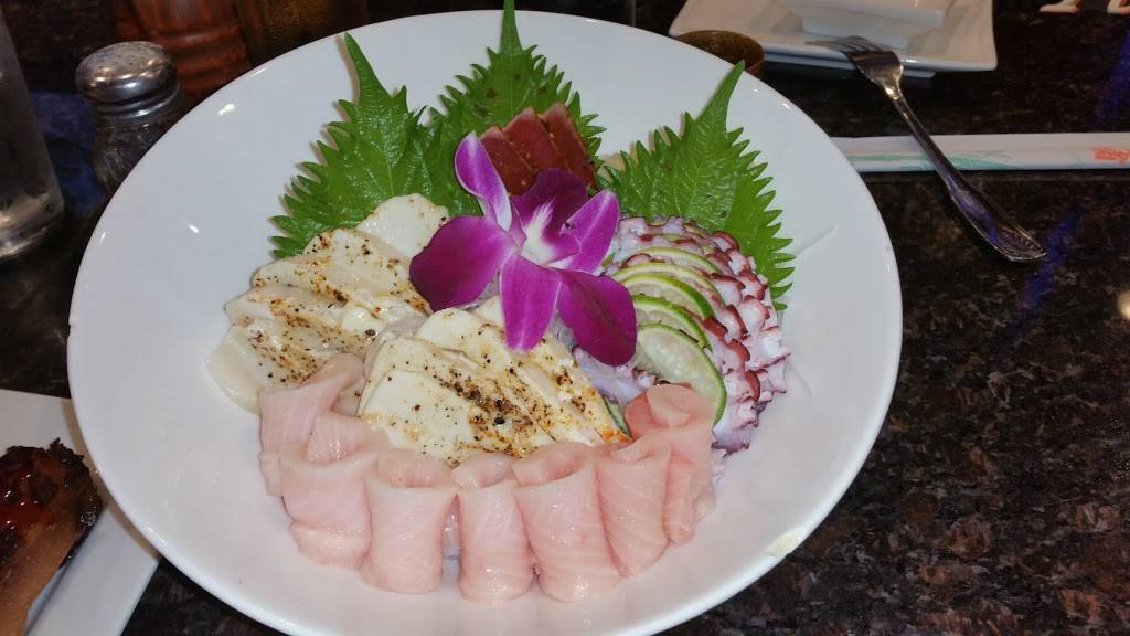 Akashi Sushi | restaurant | 9550 Spring Green Blvd, Katy, TX 77494, USA | 2813928800 OR +1 281-392-8800