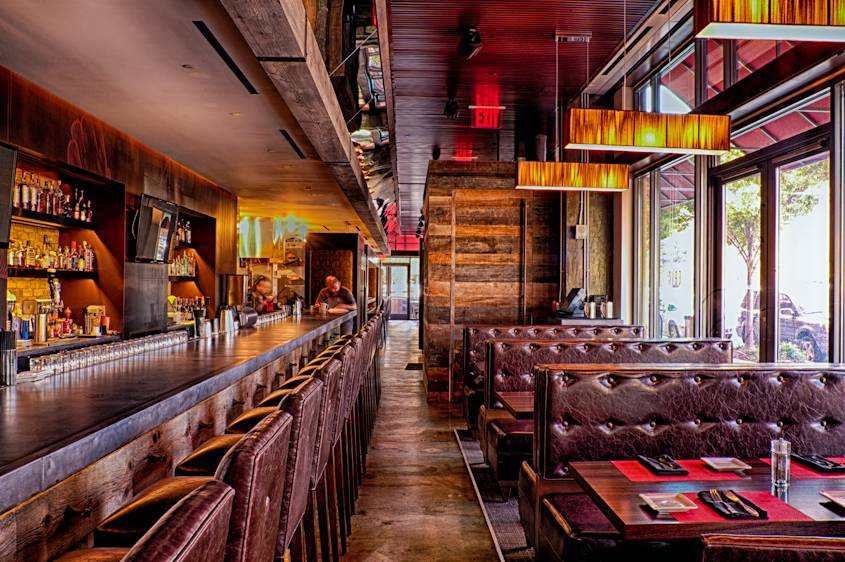 Epic Smokehouse | restaurant | 1330 S Fern St, Arlington, VA 22202, USA | 5713194001 OR +1 571-319-4001